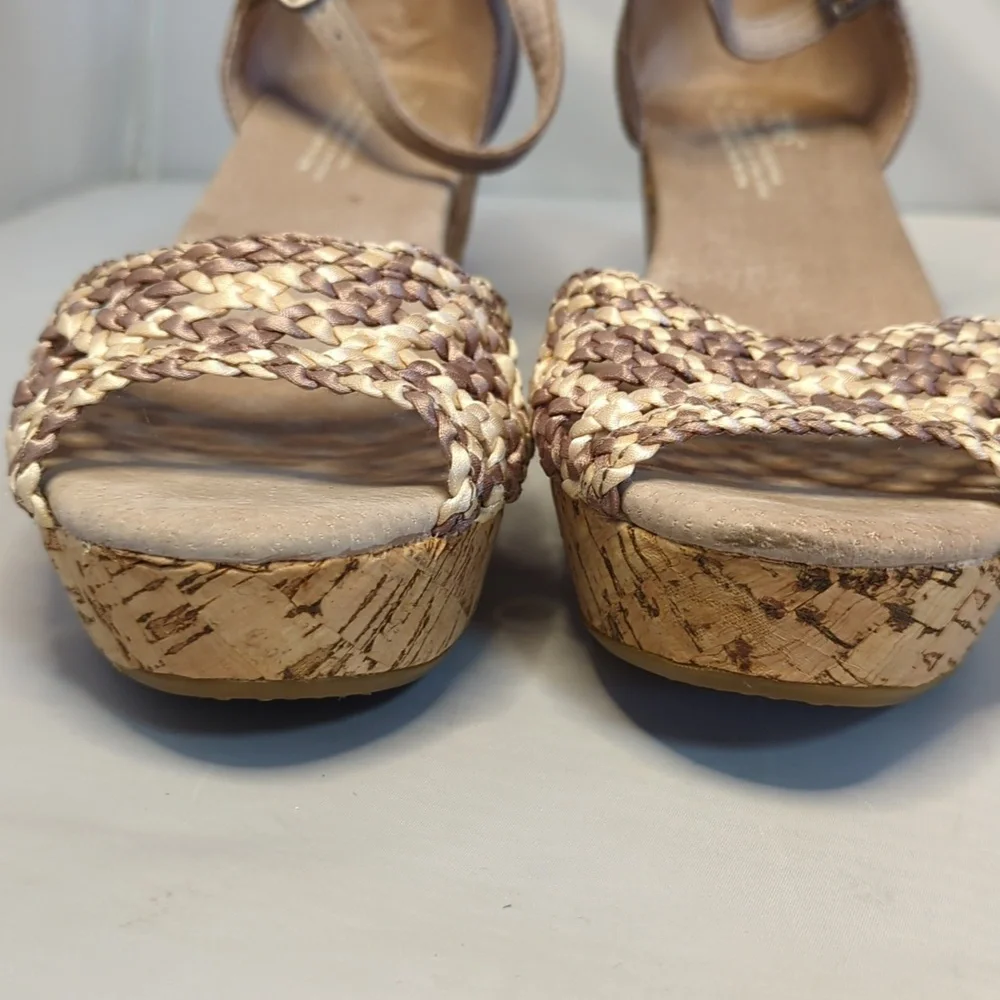 TOMS Stucco Satin Woven Cork Wedge Open Toe Sandals Size 9.5